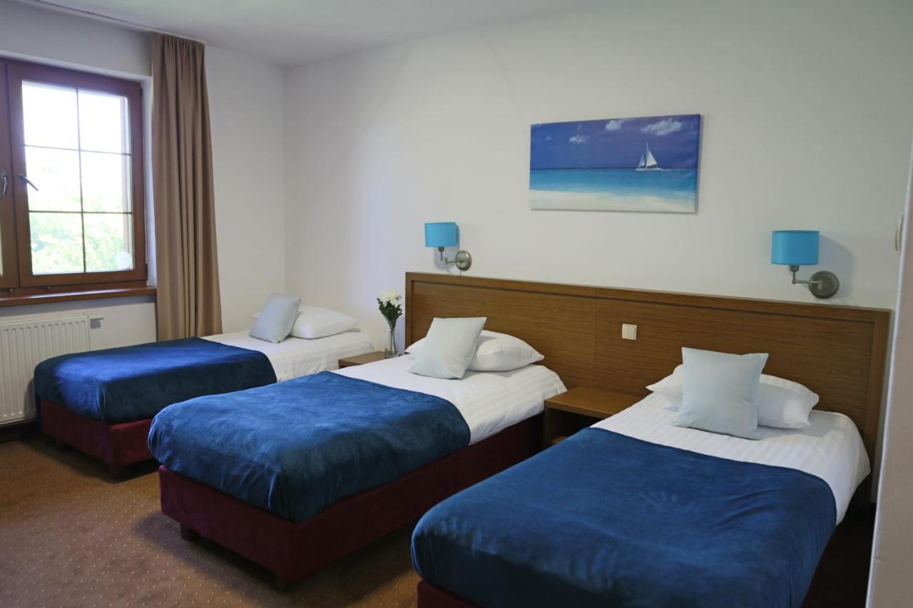 Hotel Cicha Woda Nieporęt Exterior foto