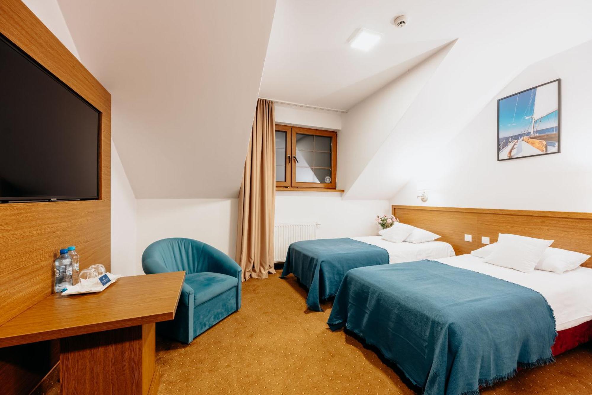 Hotel Cicha Woda Nieporęt Exterior foto